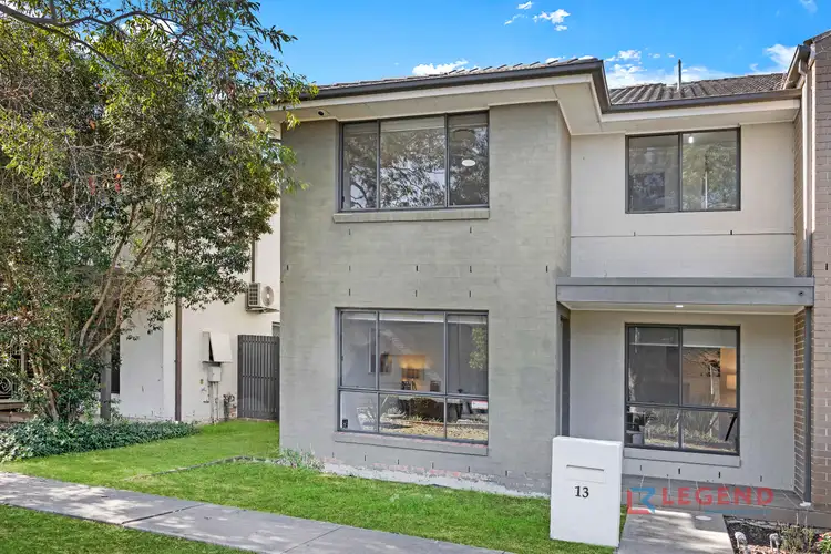 13 Hadlow Avenue, Glenfield NSW 2167