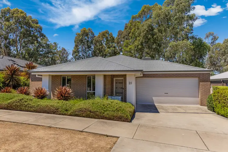 28 Grantham Terrace, Kangaroo Flat VIC 3555