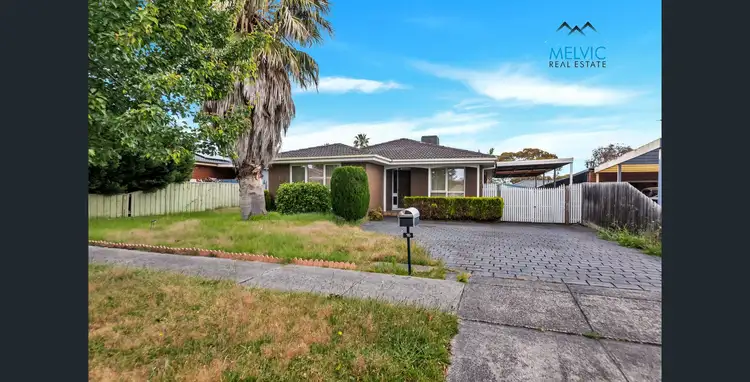 Main view of Homely house listing, 16 Primrose Hill Close, Endeavour Hills VIC 3802