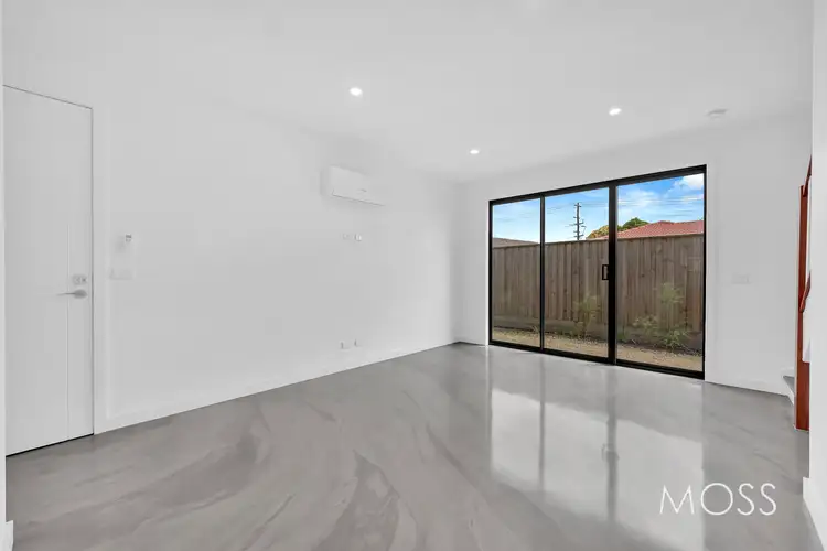 Fourth view of Homely townhouse listing, 2/28 Tilbury Street, Thomastown VIC 3074
