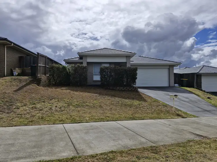 16 Auburn Street, Gillieston Heights NSW 2321