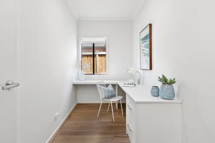 Fourth view of Homely house listing, 8 Abingdon Boulevard, Lara VIC 3212