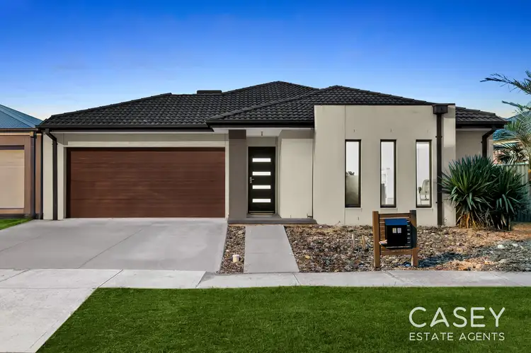 22 McEwan Drive, Cranbourne East VIC 3977
