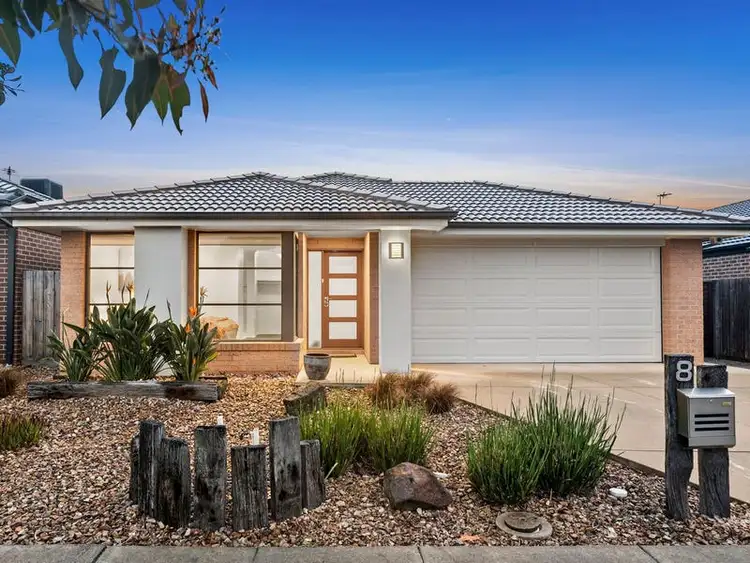 8 Kingscliff Avenue, Armstrong Creek VIC 3217