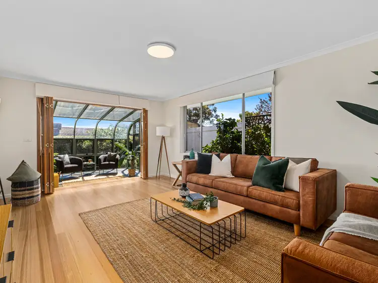Sixth view of Homely house listing, 14 Curlewis Crescent, Garran ACT 2605