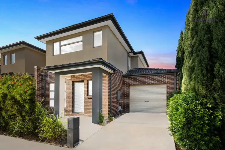 Main view of Homely townhouse listing, 71 Hargrave Avenue, Point Cook VIC 3030