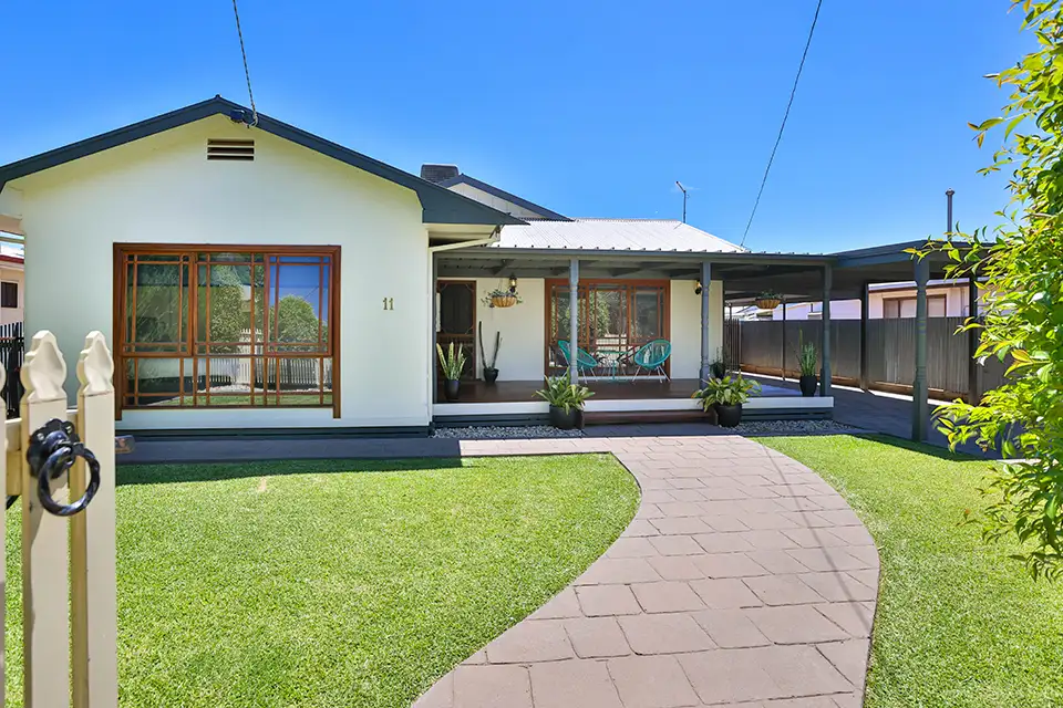 Main view of Homely house listing, 11 Oak Avenue, Mildura VIC 3500