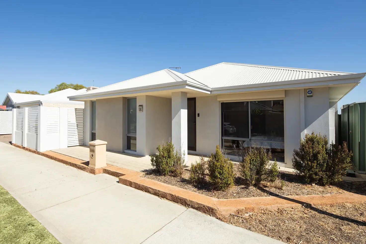 Main view of Homely house listing, 5 Pyke Way, Piara Waters WA 6112