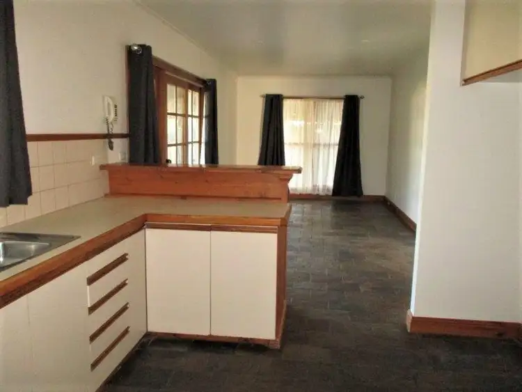 Fifth view of Homely house listing, 27 Devereux Street, Warracknabeal VIC 3393