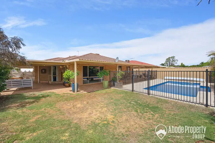 8 Magenta Close, Thornlie WA 6108