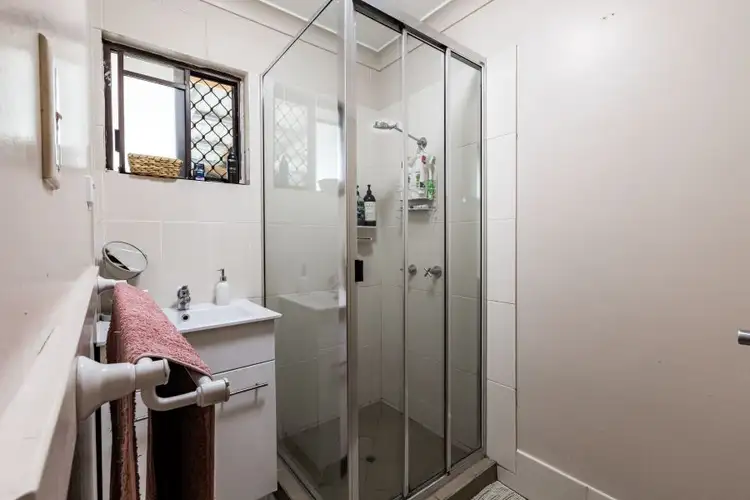 Fourth view of Homely semi-detached listing, 231 Pinnacle Drive, Rasmussen QLD 4815
