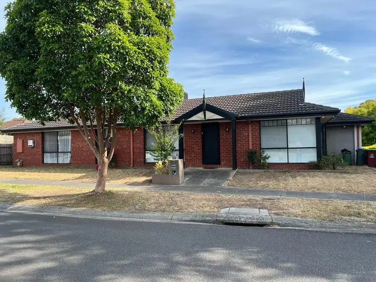 Second view of Homely house listing, 5 England Walk, Narre Warren South VIC 3805