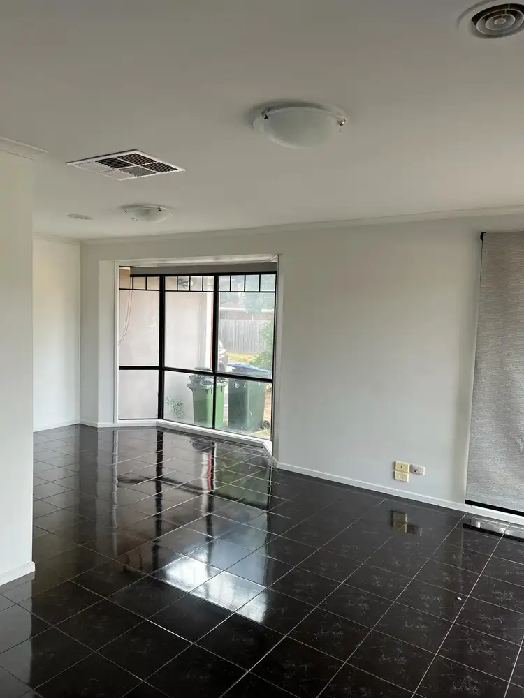 Fifth view of Homely house listing, 5 England Walk, Narre Warren South VIC 3805