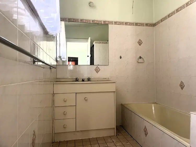 Fifth view of Homely house listing, 19 East Street, Grenfell NSW 2810