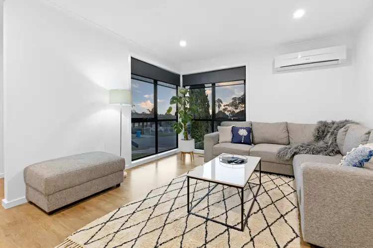 Fifth view of Homely house listing, 10 Reed Court, Endeavour Hills VIC 3802