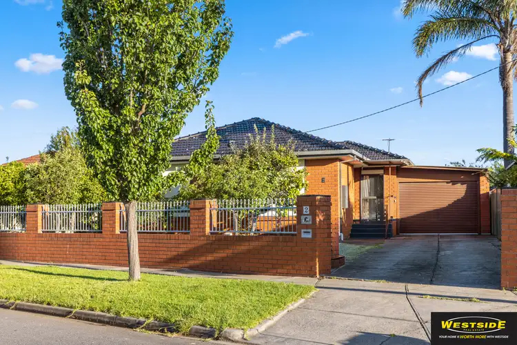2 Cook Avenue, Kealba VIC 3021