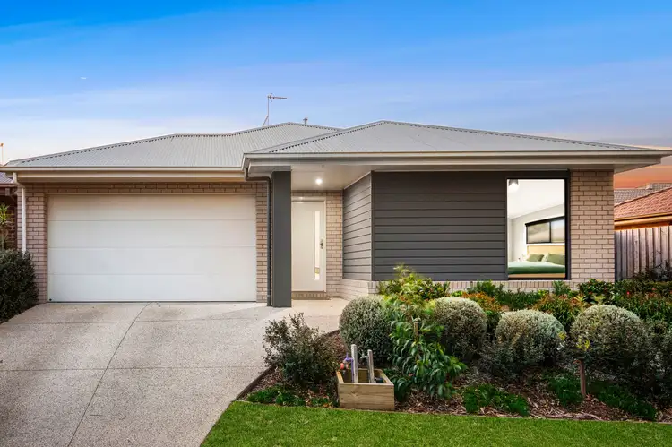 17 Carter Road, Armstrong Creek VIC 3217