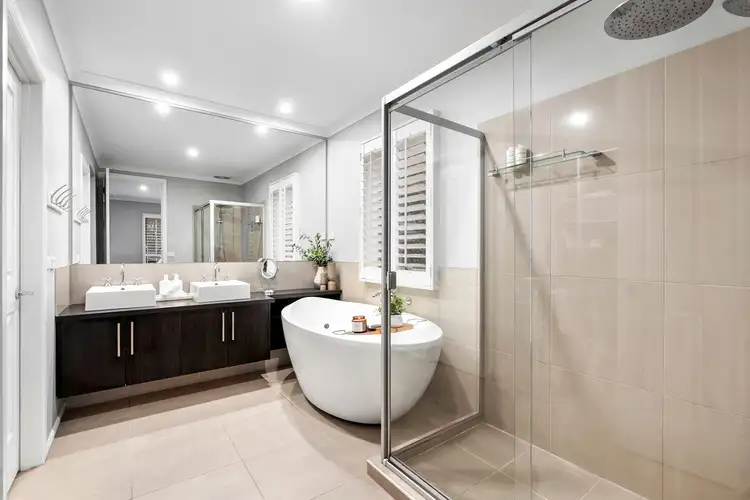 Fifth view of Homely house listing, 35 Lakeside Boulevard, Lara VIC 3212