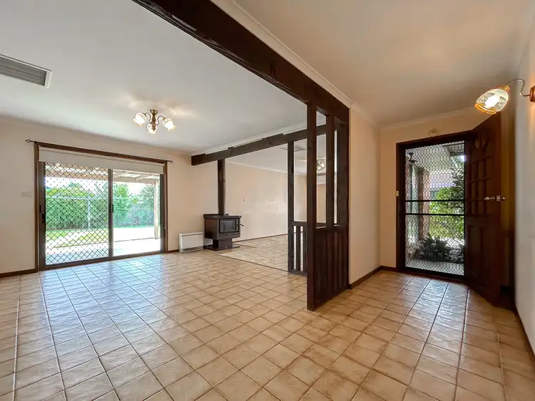 Fifth view of Homely house listing, 47 Parkview Drive, Swan Hill VIC 3585