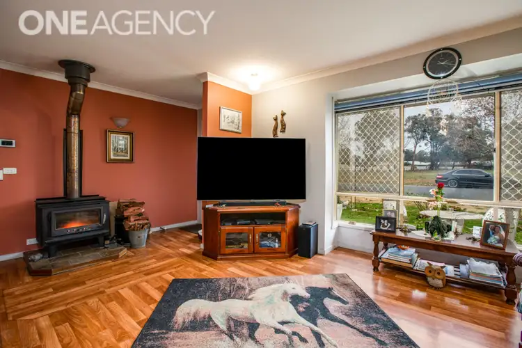 Second view of Homely house listing, 2 Tara Drive, Barnawartha VIC 3688