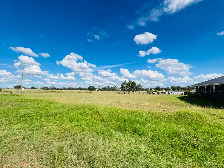 24 - 26 STERLING STREET, Southbrook QLD 4363