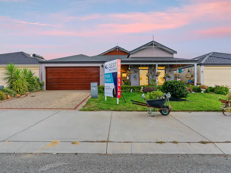 25 SYME ROAD, Alexander Heights WA 6064