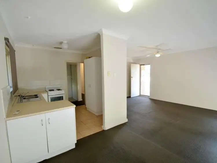 Fourth view of Homely house listing, 30 Lantana Way, Camillo WA 6111