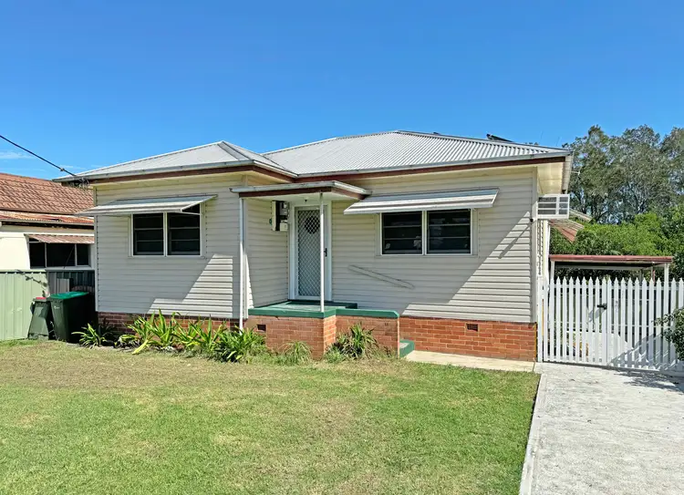 15 High Street, Taree NSW 2430