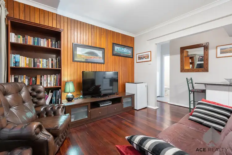 1/718 Canning Highway, Applecross WA 6153