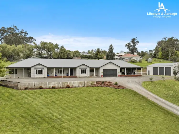 92 Shillinglaw Road, Drouin VIC 3818