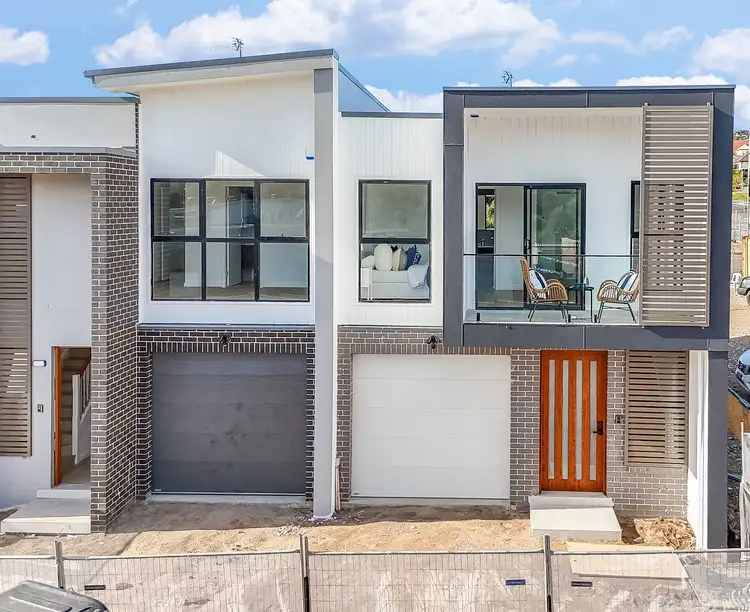 Main view of Homely townhouse listing, 124 Avondale Road, Avondale NSW 2530