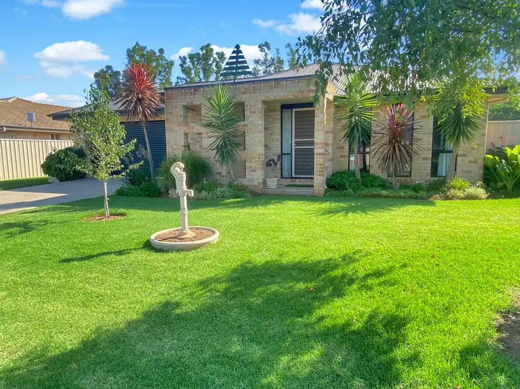 26 Golf Club Drive, Leeton NSW 2705