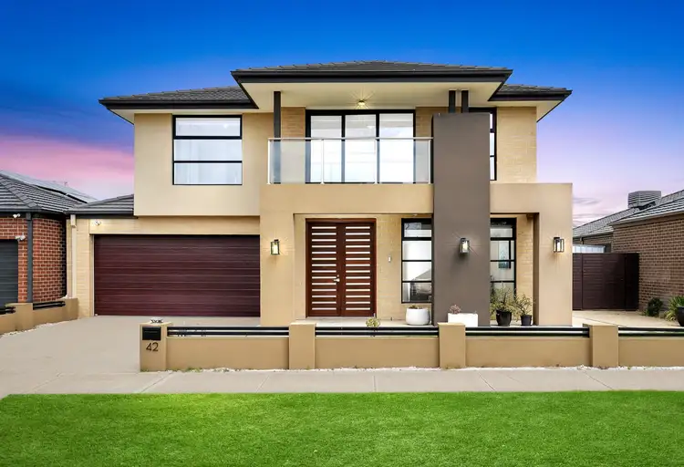 42 Honeycomb Avenue, Manor Lakes VIC 3024