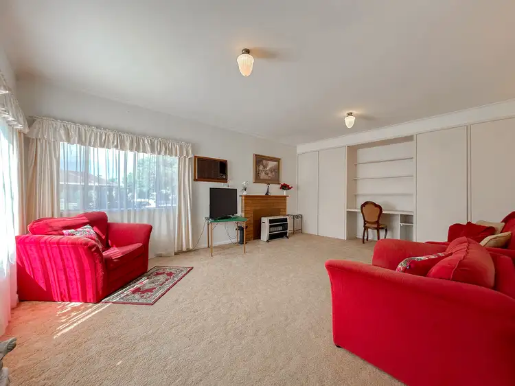 Fourth view of Homely house listing, 2 McDonald Court, Swan Hill VIC 3585