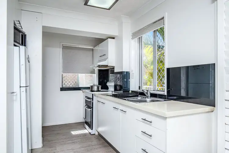 Fourth view of Homely unit listing, 7/7-9 Illawong Street, Chevron Island QLD 4217