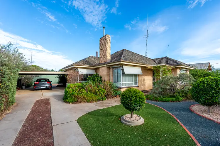 37 SHERWOOD STREET, Birchip VIC 3483