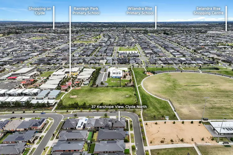 37 Kershope View, Clyde North VIC 3978