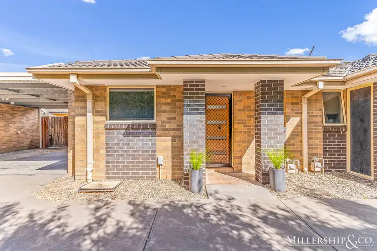 Main view of Homely unit listing, 2/30 Heyington Avenue, Thomastown VIC 3074