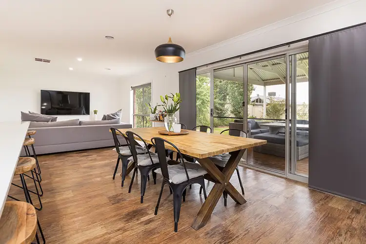 Sixth view of Homely house listing, 10 Karalanza Drive, Mildura VIC 3500