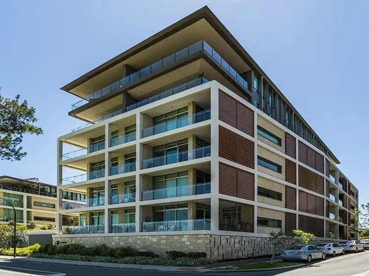 35 ESPLANADE
