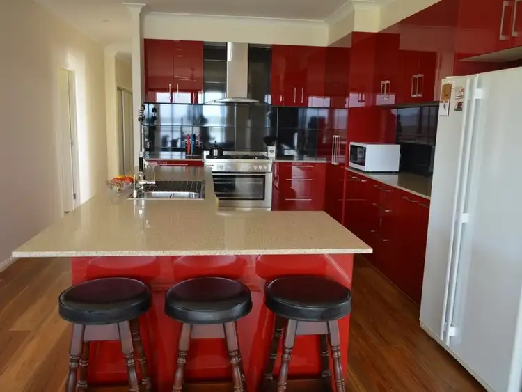 Fifth view of Homely house listing, 31 Alma Court, Villeneuve QLD 4514