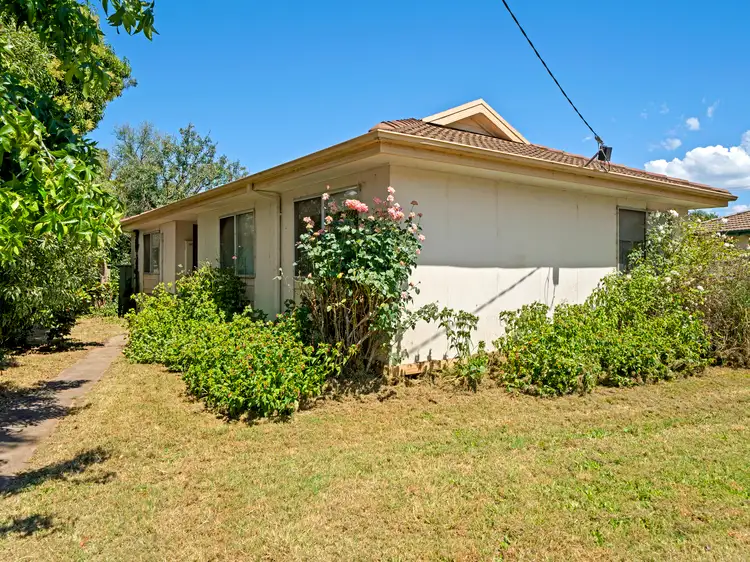 6 Ailsa Street, Mansfield VIC 3722