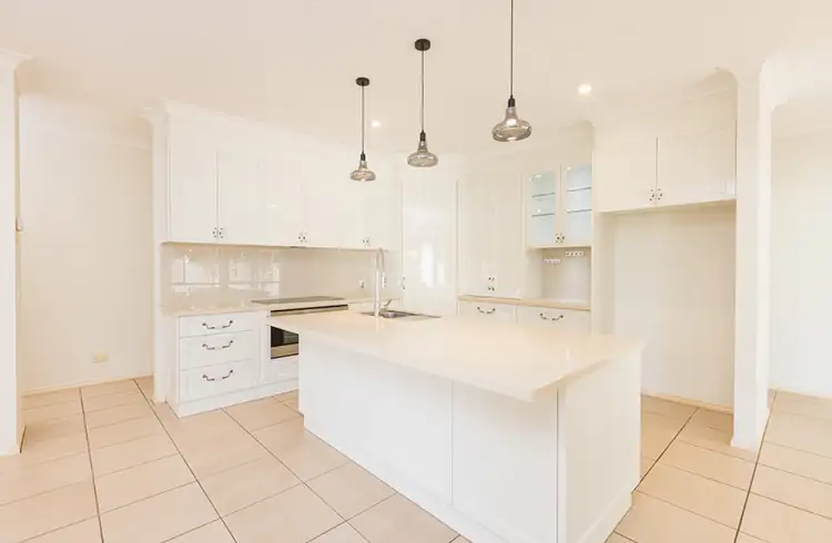 Second view of Homely house listing, 2 Oxley Court, Mildura VIC 3500
