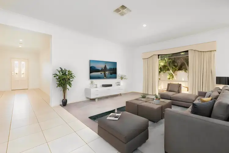 Sixth view of Homely house listing, 2 Oxley Court, Mildura VIC 3500