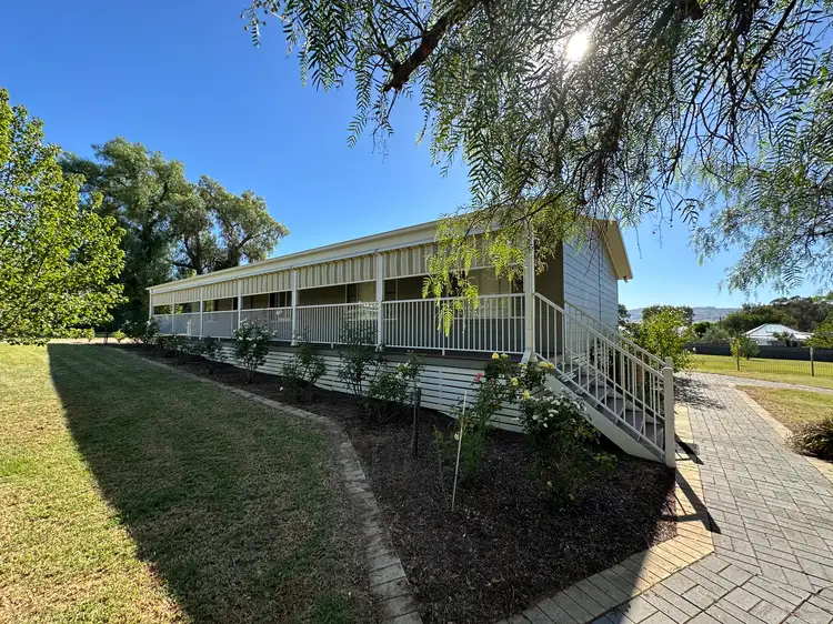 10 Cameron Place, Coolah NSW 2843