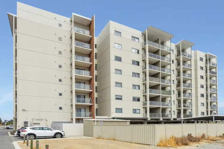 76/1 Kentucky Court, Cockburn Central WA 6164
