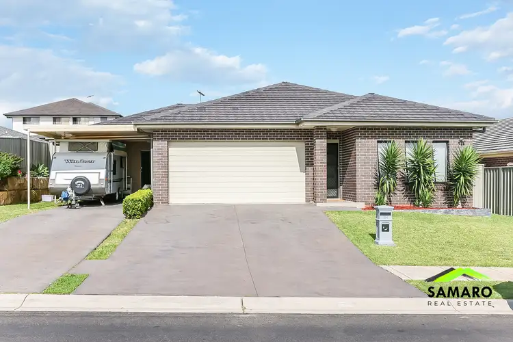 54 Jubilee Circuit, Rosemeadow NSW 2560