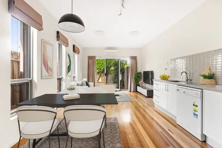 1/14 Flinders Street, Coburg VIC 3058
