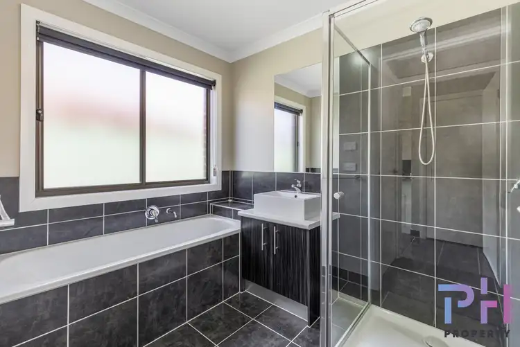Sixth view of Homely house listing, 5 Flemington Place, Ascot VIC 3551