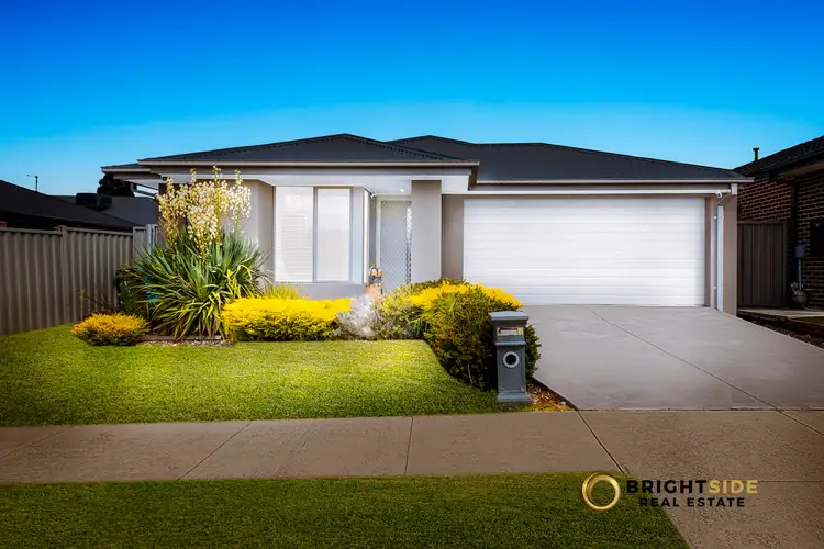 3 Quattro Avenue, Cranbourne East VIC 3977